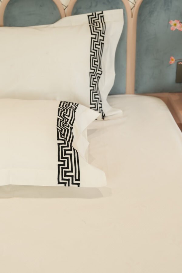 Reysha Embroidery Cotton Bedsheet-  Maze Muse pearl white 400 TC